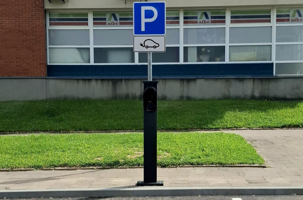 krovimo stotelių įrengimas verslui